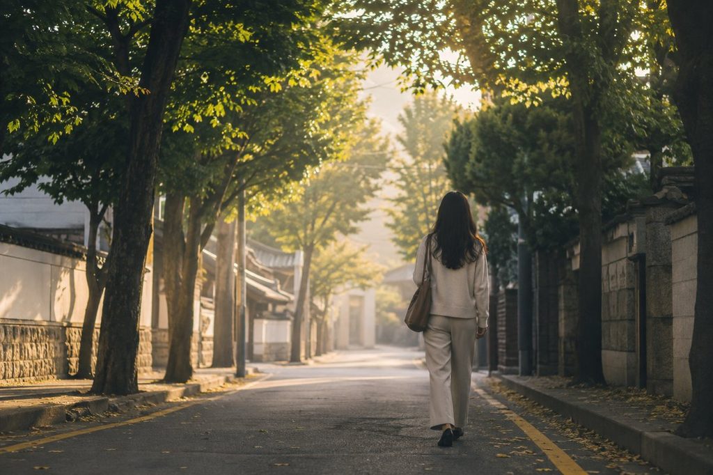 1240회차 로또 당첨자 사주 – 목 기운과 공명하는 직관적 선택의 순간